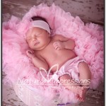 Newborn baby girl photo newborn girl in pink