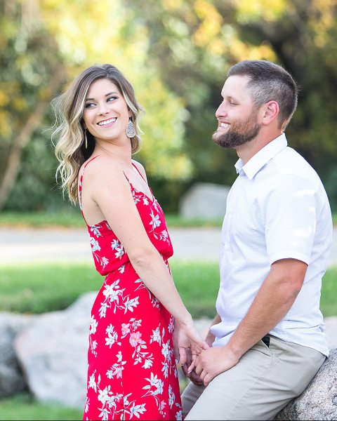 Engagement Pictures at Sleepy Hollow Park, Bismarck ND photo taken by Justine a Photographer in Bismarck ND